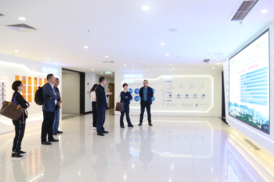 攜手共進，賦能未來 研究生院江南分院與北京信源電子信息技術有限公司深化產教融合交流